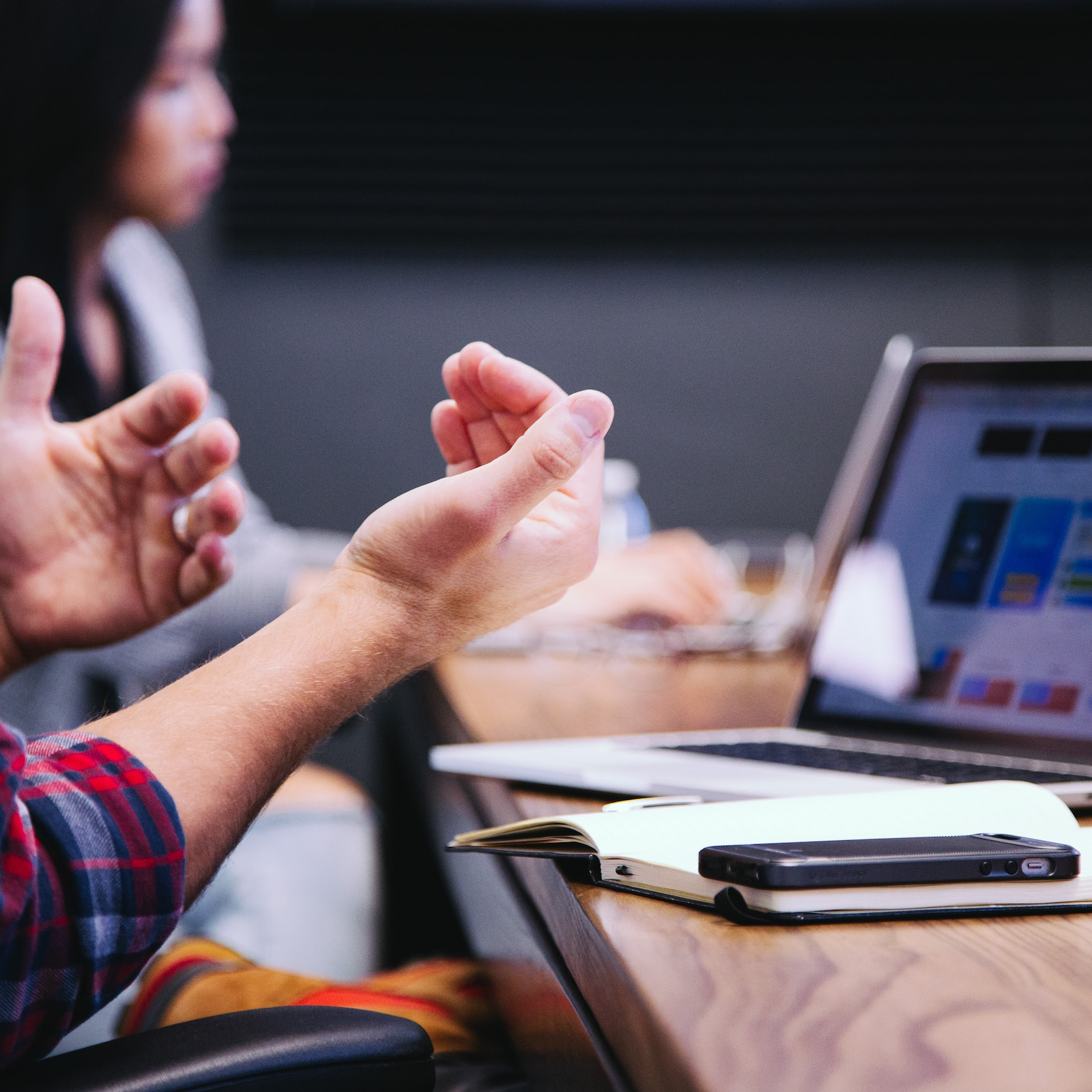 How to Provide HOA Board Training for New Members